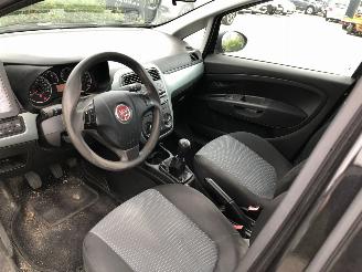 Fiat Punto 13JTD E5 5 drs Airco picture 6