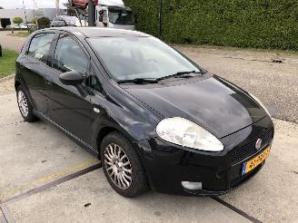 Fiat Punto 13JTD E5 5 drs Airco picture 3