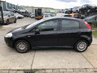 Fiat Punto 13JTD E5 5 drs Airco picture 1