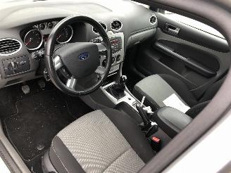 Ford Focus 16i E5 Combi picture 6