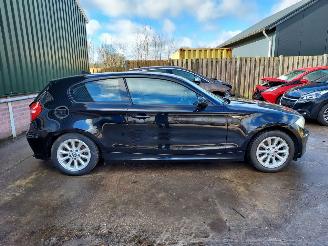 Vrakbiler auto BMW 1-serie  2008/11