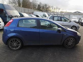 Fiat Grande Punto Grande Punto (199), Hatchback, 2005 1.4 picture 3