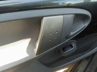 Peugeot 107 107, Hatchback, 2005 / 2014 1.0 12V picture 6