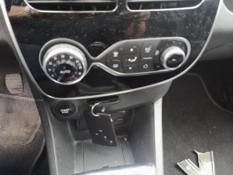 Renault Clio Clio IV Estate/Grandtour (7R), Combi 5-drs, 2012 / 2021 0.9 Energy TCE 90 12V picture 3