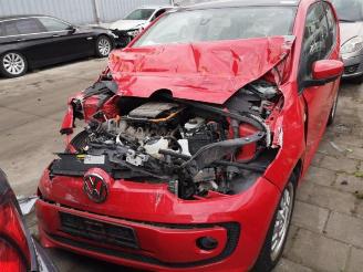 Vrakbiler auto Volkswagen Up! Up! (121), Hatchback, 2011 1.0 12V 75 2013/0