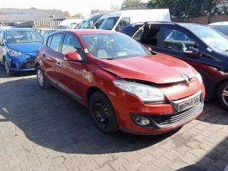 Vrakbiler auto Renault Mégane Megane III Berline (BZ), Hatchback 5-drs, 2008 / 2017 1.5 dCi 90 2012/6