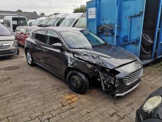 Vrakbiler auto Ford Focus Focus 4, Hatchback, 2018 1.5 EcoBlue 120 2019/0