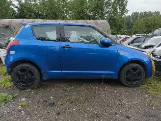 Démontage voiture Suzuki Swift 1.3 GLS 2007/5