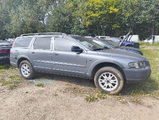 Vrakbiler auto Volvo Xc-70 2.5 T AWD 2004/8