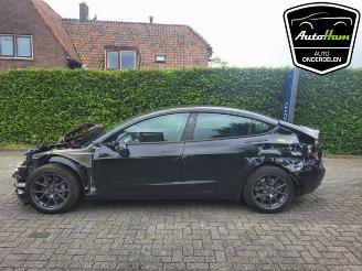 Coche siniestrado Tesla Model 3  2022
