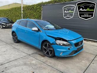 Volvo V-40 V40 (MV), Hatchback 5-drs, 2012 / 2019 1.6 T3 GTDi 16V picture 2