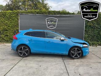 Volvo V-40 V40 (MV), Hatchback 5-drs, 2012 / 2019 1.6 T3 GTDi 16V picture 1