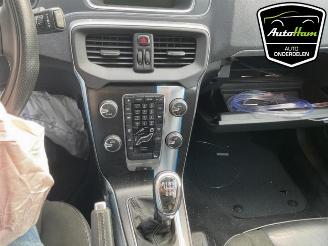 Volvo V-40 V40 (MV), Hatchback 5-drs, 2012 / 2019 1.6 T3 GTDi 16V picture 14