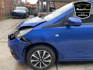 Peugeot 108 108, Hatchback, 2014 1.0 12V VVT-i picture 16