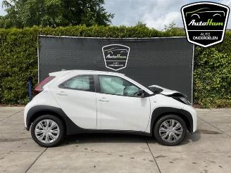 Dezmembrări autoturisme Toyota Aygo Aygo X, Hatchback, 2022 1.0 12V VVT-i 2025/3