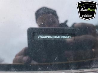 Peugeot 208 208 II (UB/UH/UP), Hatchback 5-drs, 2019 1.2 Vti 12V PureTech 100 picture 23