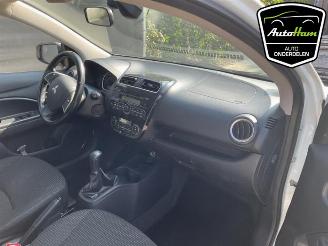 Mitsubishi Space-star Space Star (A0), Hatchback, 2012 1.2 12V picture 16