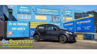 Uttjänta bilar auto Volkswagen Up! Up! (121), Hatchback, 2011 1.0 12V 60 2018/1