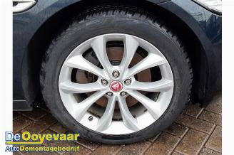 Jaguar XF XF (X260), Sedan, 2015 2.0d 180 16V picture 4