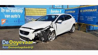 Volvo V-40 V40 (MV), Hatchback 5-drs, 2012 / 2019 2.0 D2 16V picture 6