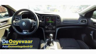 Renault Mégane Megane IV Estate (RFBK), Combi 5-drs, 2016 1.3 TCE 140 16V picture 2