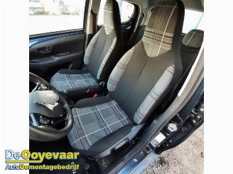 Peugeot 108 108, Hatchback, 2014 1.0 12V picture 7