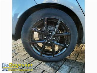 Renault Clio Clio IV Estate/Grandtour (7R), Combi 5-drs, 2012 / 2021 0.9 Energy TCE 12V picture 4