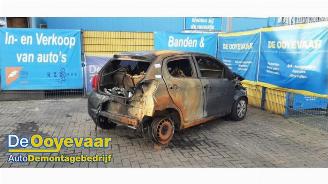 Peugeot 108 108, Hatchback, 2014 1.0 12V VVT-i picture 5