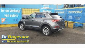 Salvage car Volkswagen T-Roc T-Roc, SUV, 2017 1.0 TSI 12V 2023/8