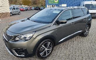 occasion passenger cars Peugeot 5008 Peugeot 5008 Allure 2019/9