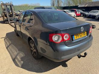 Volkswagen Jetta  picture 4