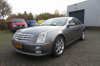 Schadeauto Cadillac Seville STS SEDAN V8 ZEER DIKKE UITVOERING, GOEDKOOPSTE VAN NL 2005/9