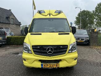 Mercedes Sprinter 319 CDI 3.0 V6 ex ambulance picture 12