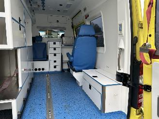 Mercedes Sprinter 319 CDI 3.0 V6 ex ambulance picture 20