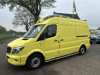 Mercedes Sprinter 319 CDI 3.0 V6 ex ambulance picture 2