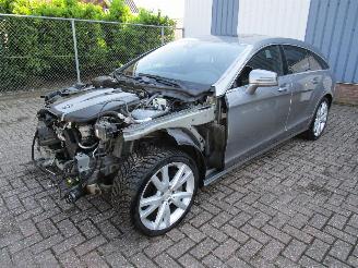 krockskadad bil auto Mercedes CLS 350 V6 CDI 2013/3