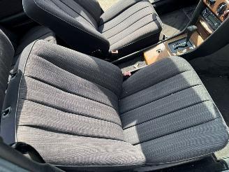 Mercedes E-klasse 200-500 AUTOMAAT (W124) 200 BJ 1988 141.353 KM picture 15