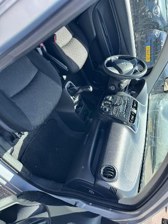 Mitsubishi Space-star 1.0 Cool+ picture 11