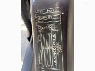 Vrakbiler auto Ford Focus Focus 3 Wagon, Combi, 2010 / 2020 1.0 Ti-VCT EcoBoost 12V 100 2016/7