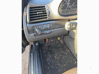 BMW 3-serie 3 serie (E46/4), Sedan, 1997 / 2005 316i 16V picture 13