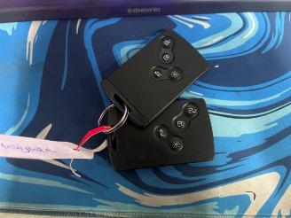 Auto da rottamare Renault Clio Clio IV (5R), Hatchback 5-drs, 2012 / 2021 0.9 Energy TCE 90 12V 2015/3