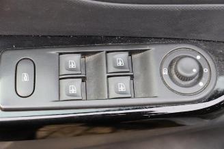 Renault Captur Captur (2R), SUV, 2013 1.2 TCE 16V EDC picture 24