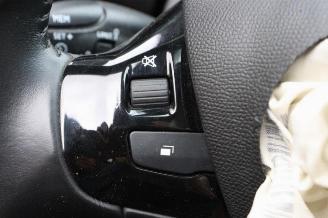 Peugeot 308 308 SW (L4/L9/LC/LJ/LR), Combi 5-drs, 2014 / 2021 1.5 BlueHDi 130 picture 19