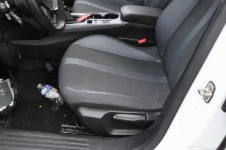 Peugeot 2008 2008 (UD/UK/UR/US/UX), MPV, 2019 1.2 VTi 12V PureTech 100 picture 11