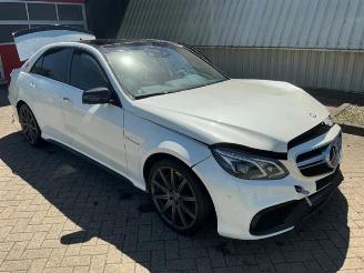 Dezmembrări autoturisme Mercedes E-klasse E-Klasse AMG (W212), Sedan, 2009 / 2016 5.5 E-63 S AMG V8 32V 4-Matic 2013/12