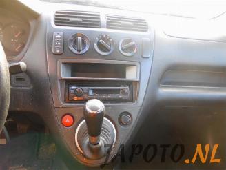 Honda Civic Civic (EP/EU), Hatchback 3-drs, 2000 / 2005 1.4 16V picture 14