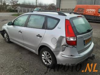 Hyundai I-30 i30 Crosswagon (WWH), Combi, 2007 / 2012 1.4 CVVT 16V picture 9