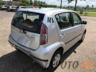 Subaru Justy Justy (M3), Hatchback 5-drs, 2007 / 2011 1.0 12V DVVT picture 4