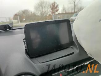 Mazda 2 2 (DJ/DL), Hatchback, 2014 1.5 SkyActiv-G 90 picture 12