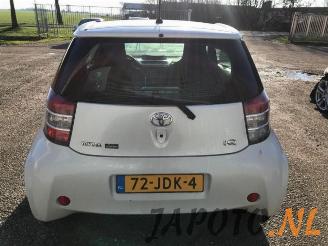 Toyota iQ iQ, Hatchback 3-drs, 2009 / 2015 1.0 12V VVT-i picture 4